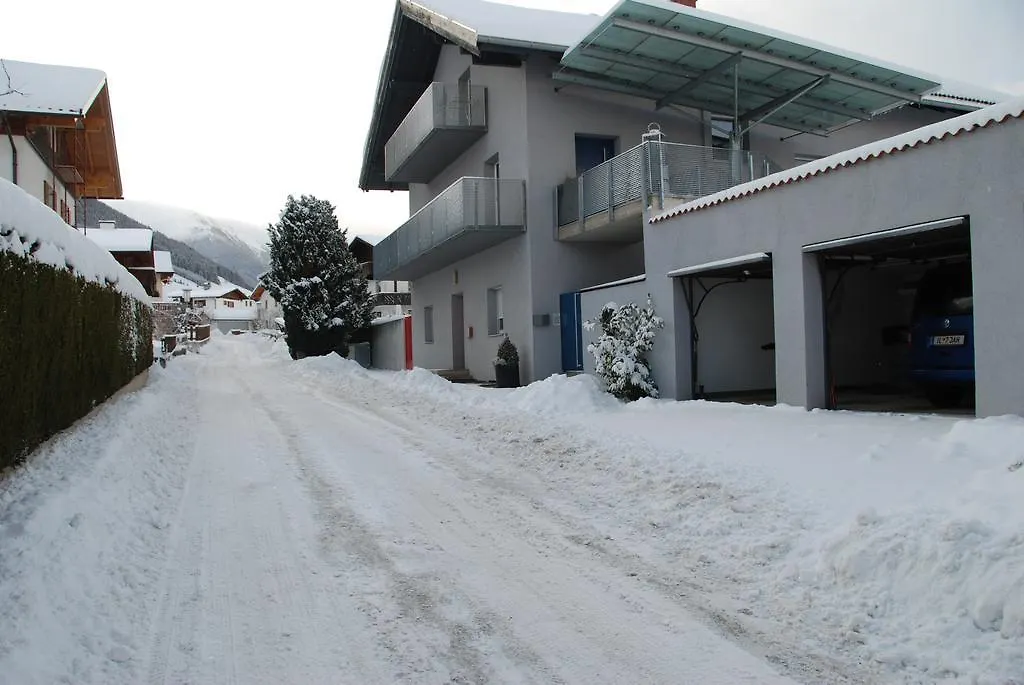 Spa&Wellness Apartment Gerda Grinzens