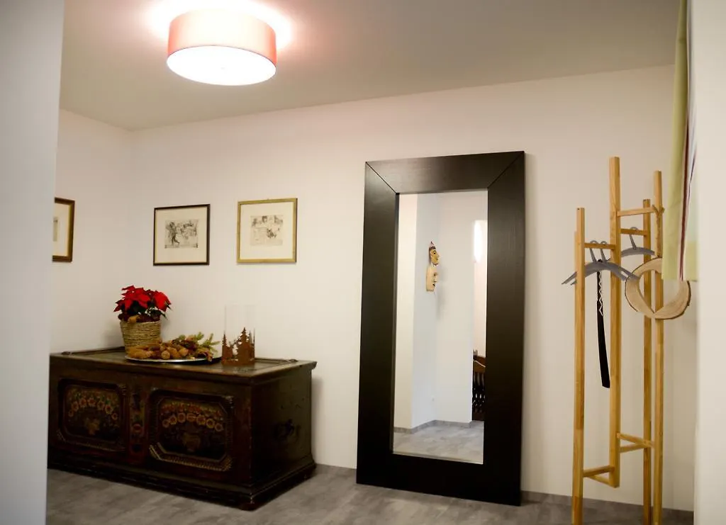Gerda Wellness Apartment Grinzens 0*,  Rakousko